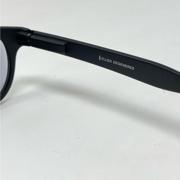Ellen DeGeneres Sunglasses +2.50 - Picture 4 of 5